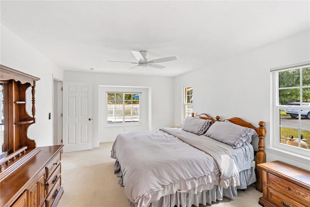 For Sale: $2,000,000 (4 beds, 3 baths, 2467 Square Feet)