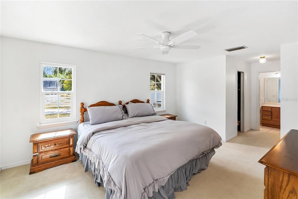 For Sale: $2,000,000 (4 beds, 3 baths, 2467 Square Feet)