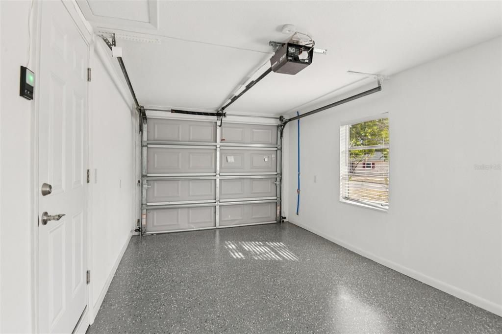 待售: $280,000 (3 贝兹, 1 浴室, 1346 平方英尺)