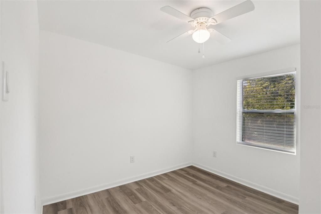 待售: $280,000 (3 贝兹, 1 浴室, 1346 平方英尺)