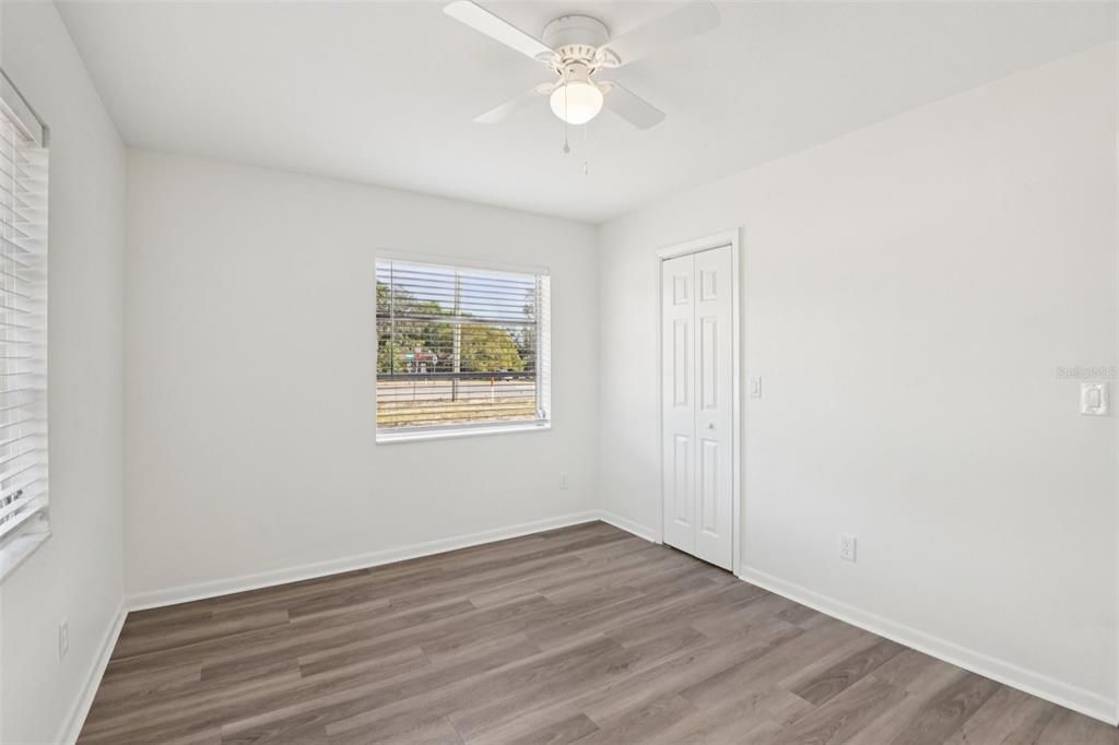 待售: $280,000 (3 贝兹, 1 浴室, 1346 平方英尺)