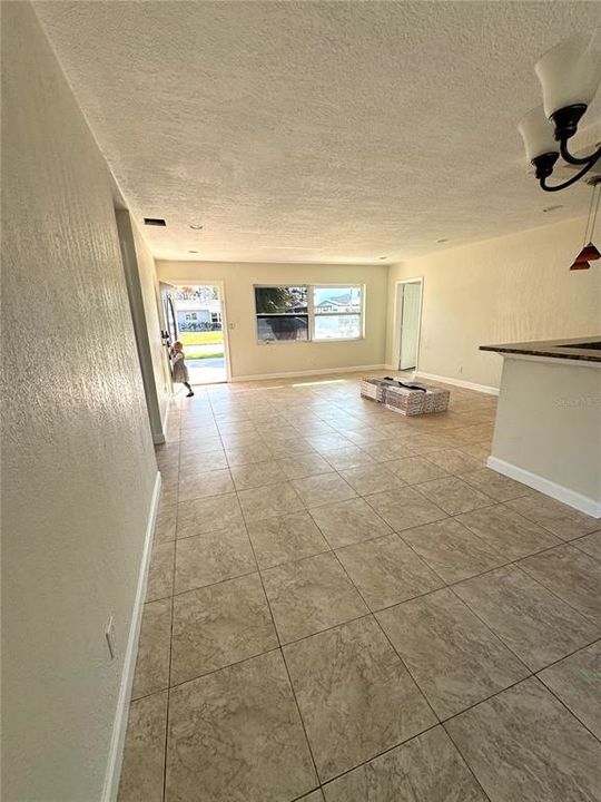 出租: $3,200 (4 贝兹, 2 浴室, 1485 平方英尺)