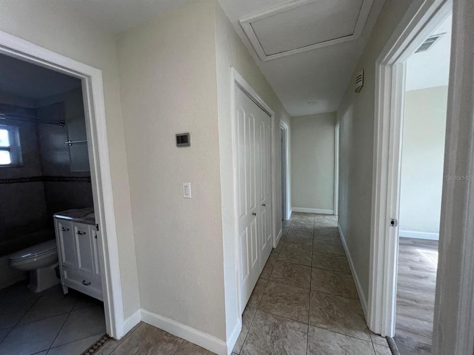 出租: $3,200 (4 贝兹, 2 浴室, 1485 平方英尺)