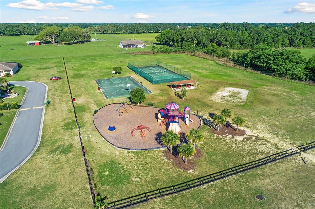 For Sale: $274,900 (3 beds, 2 baths, 1314 Square Feet)