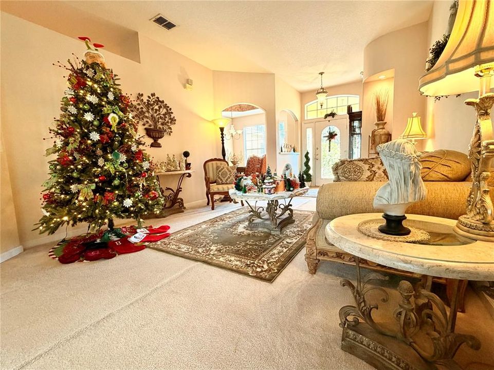 待售: $520,000 (4 贝兹, 3 浴室, 2438 平方英尺)