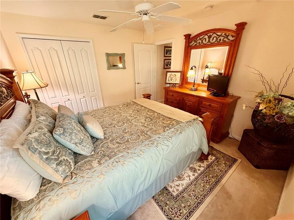 待售: $520,000 (4 贝兹, 3 浴室, 2438 平方英尺)