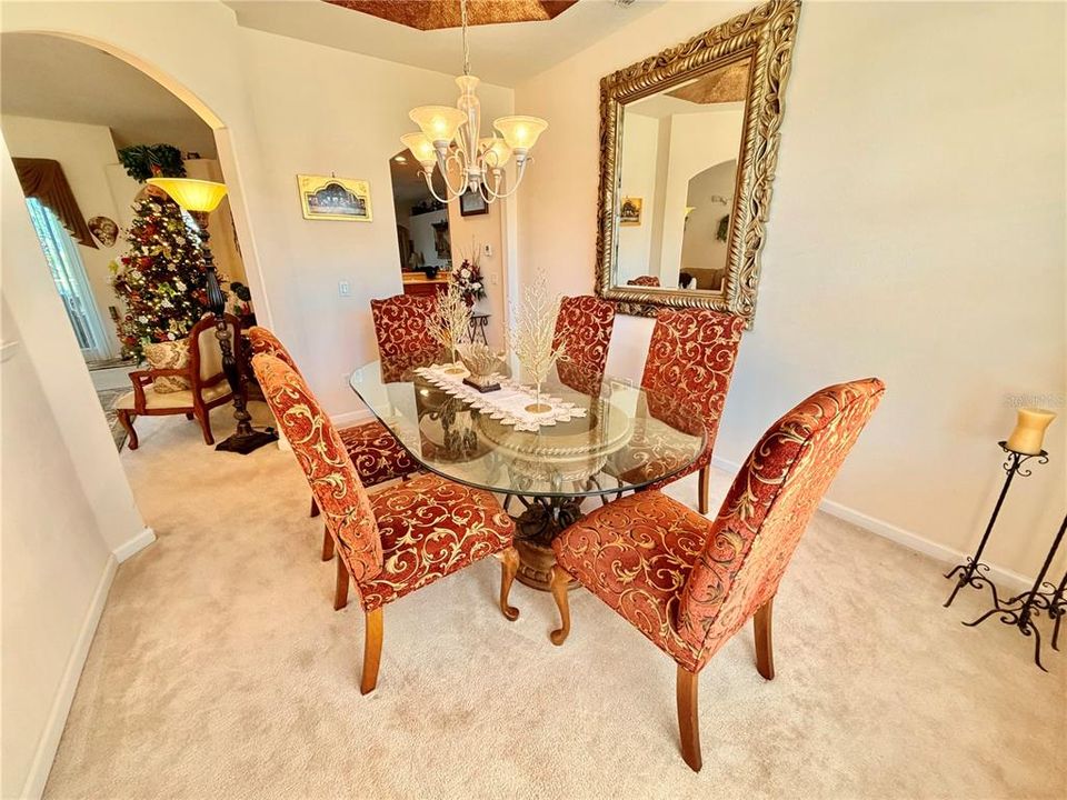 待售: $520,000 (4 贝兹, 3 浴室, 2438 平方英尺)