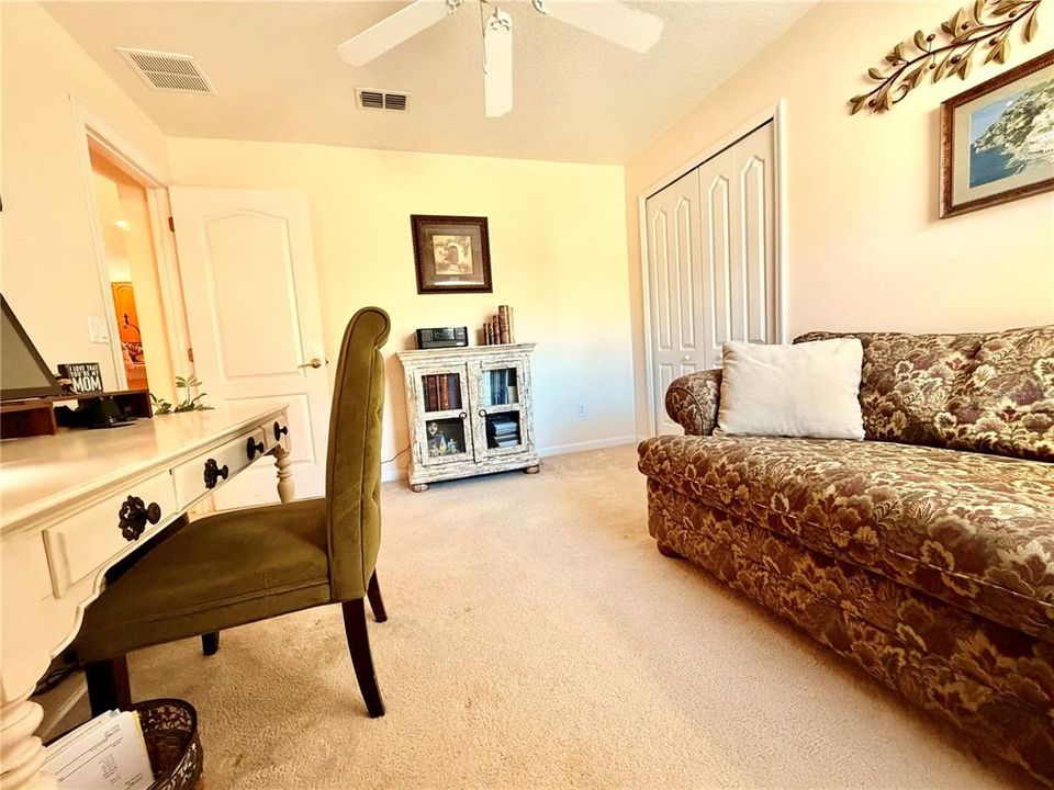 待售: $520,000 (4 贝兹, 3 浴室, 2438 平方英尺)