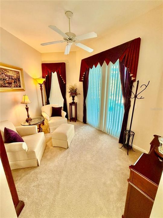 待售: $520,000 (4 贝兹, 3 浴室, 2438 平方英尺)