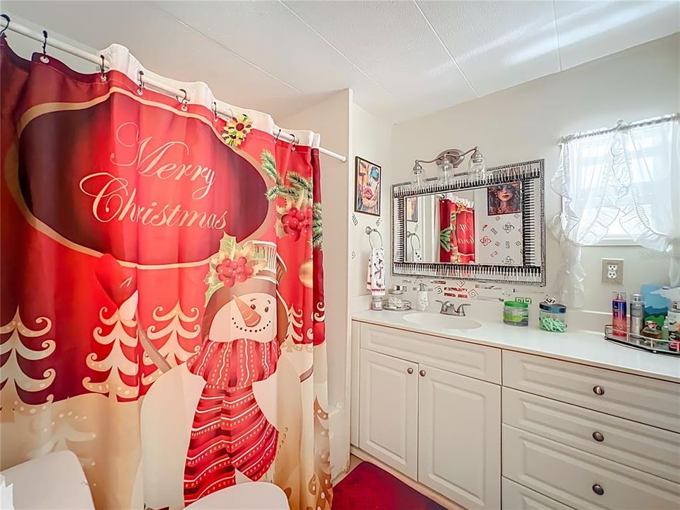 For Sale: $175,000 (2 beds, 2 baths, 1368 Square Feet)