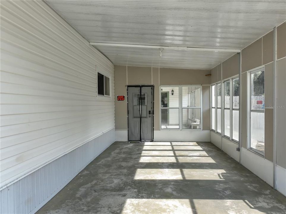 For Sale: $175,000 (2 beds, 2 baths, 1368 Square Feet)