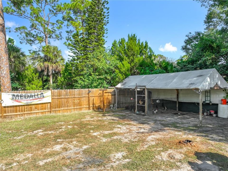 For Sale: $175,000 (2 beds, 2 baths, 1368 Square Feet)