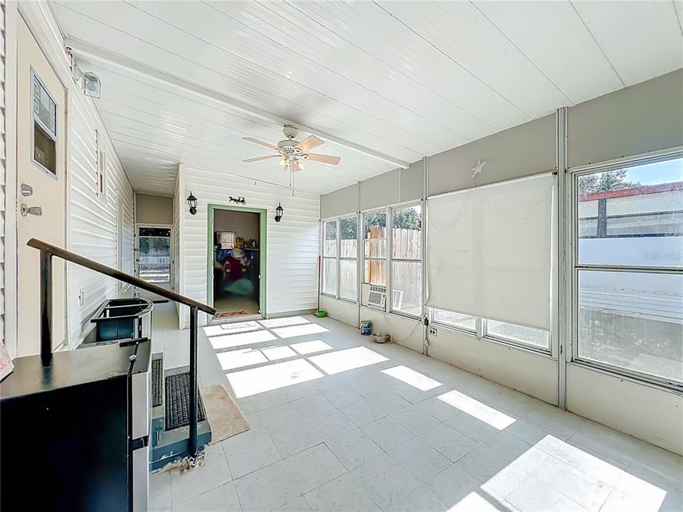 For Sale: $175,000 (2 beds, 2 baths, 1368 Square Feet)