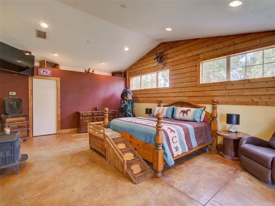 For Sale: $625,000 (3 beds, 2 baths, 2329 Square Feet)