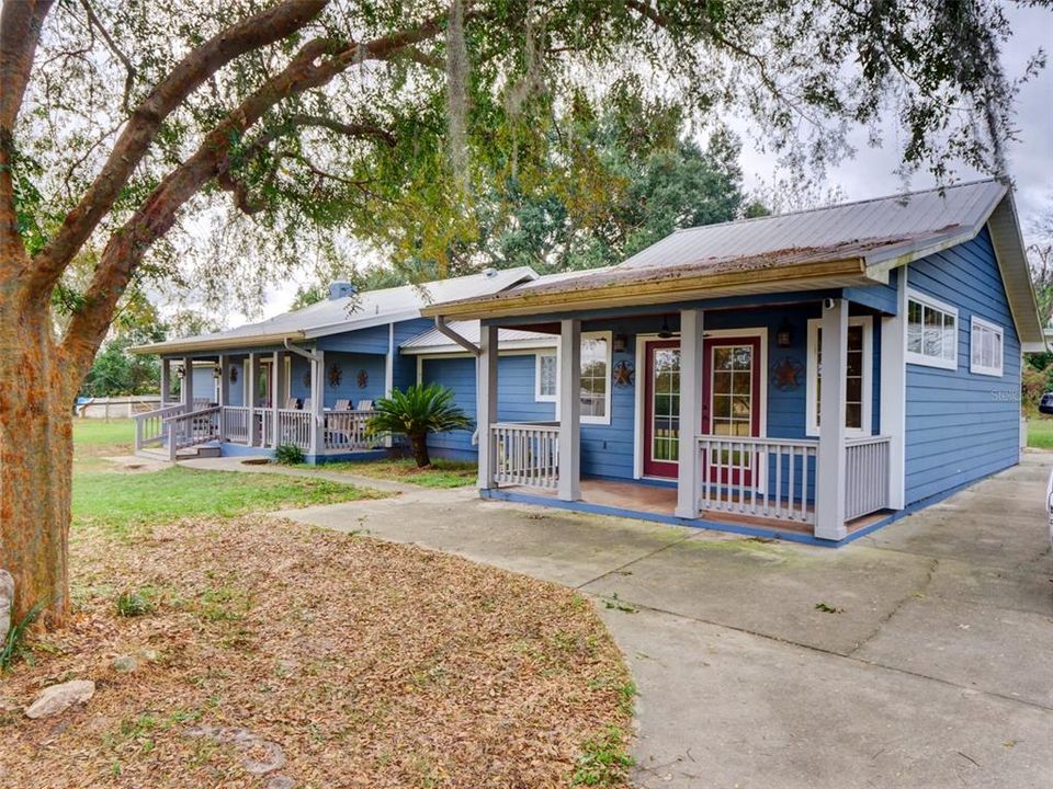 For Sale: $625,000 (3 beds, 2 baths, 2329 Square Feet)