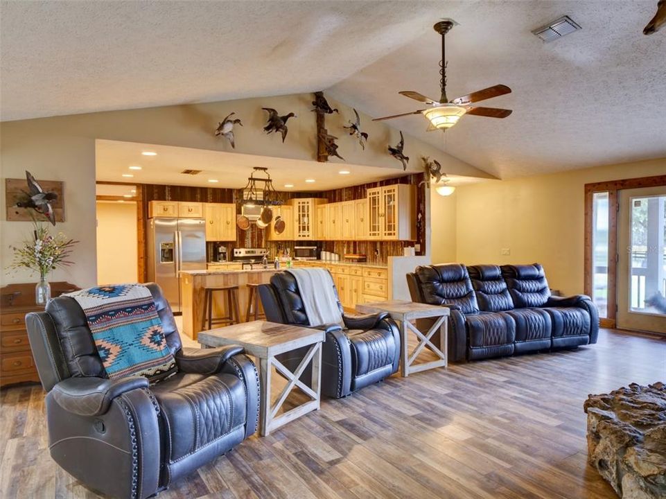 For Sale: $625,000 (3 beds, 2 baths, 2329 Square Feet)