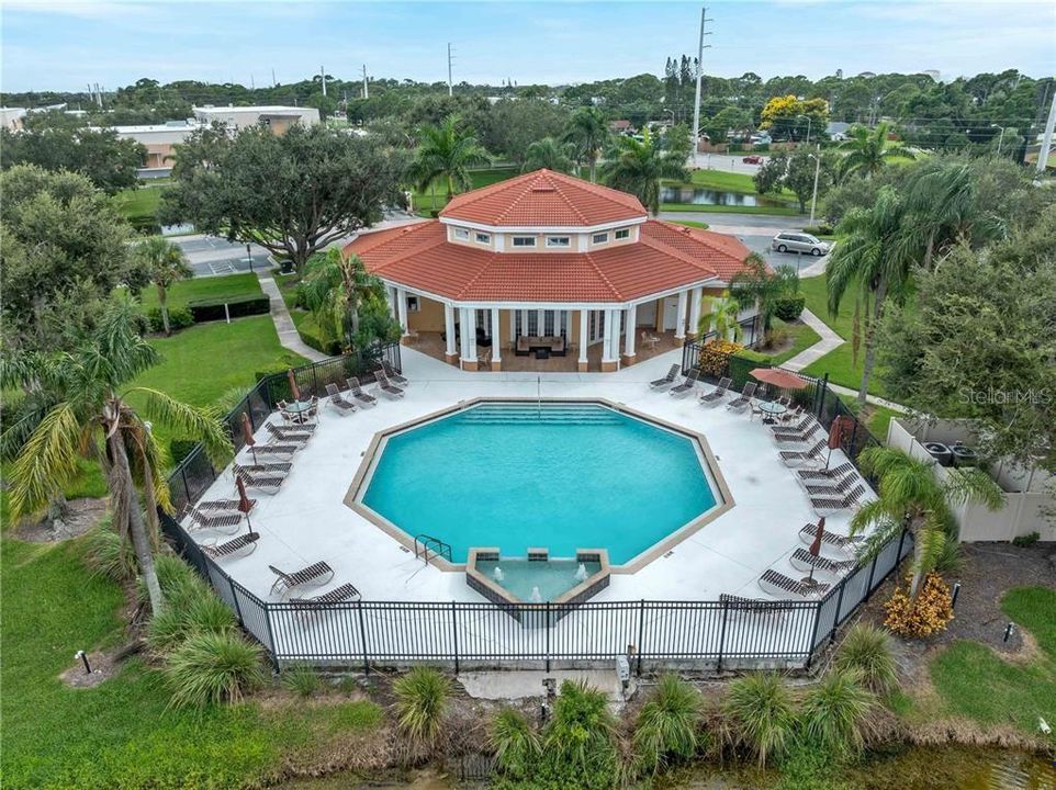 出租: $1,999 (3 贝兹, 2 浴室, 1310 平方英尺)