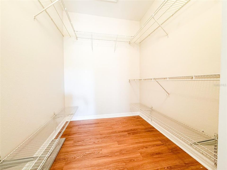 出租: $1,999 (3 贝兹, 2 浴室, 1310 平方英尺)