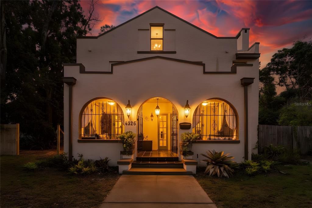 En Venta: $949,300 (5 camas, 3 baños, 3126 Pies cuadrados)