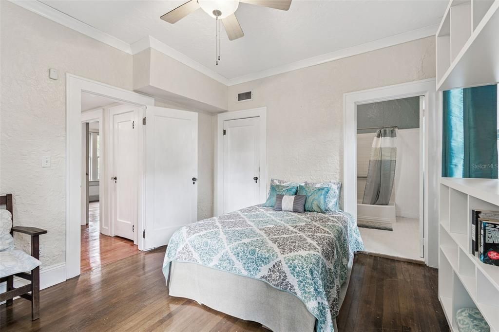 En Venta: $949,300 (5 camas, 3 baños, 3126 Pies cuadrados)