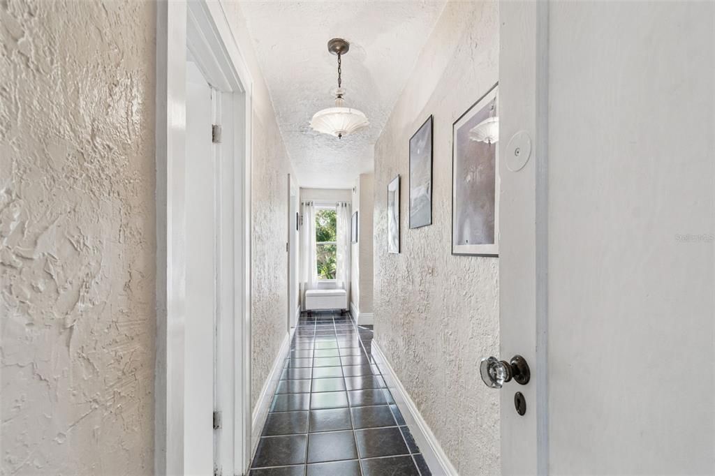 En Venta: $949,300 (5 camas, 3 baños, 3126 Pies cuadrados)