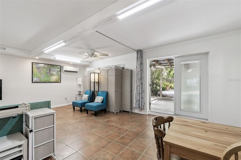 En Venta: $949,300 (5 camas, 3 baños, 3126 Pies cuadrados)