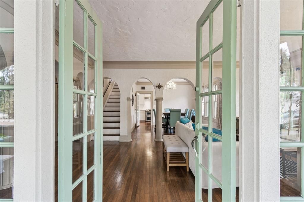 En Venta: $949,300 (5 camas, 3 baños, 3126 Pies cuadrados)