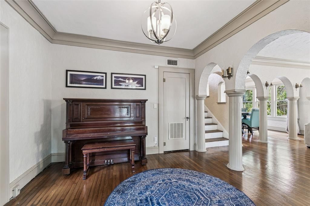 En Venta: $949,300 (5 camas, 3 baños, 3126 Pies cuadrados)