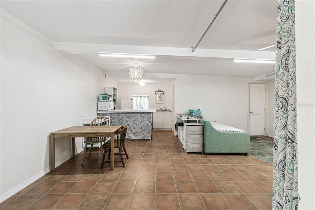 En Venta: $949,300 (5 camas, 3 baños, 3126 Pies cuadrados)