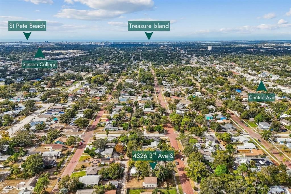 En Venta: $949,300 (5 camas, 3 baños, 3126 Pies cuadrados)