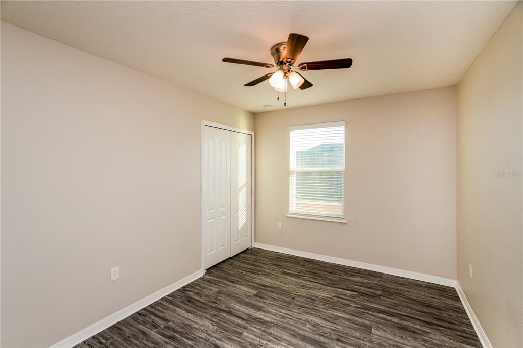 For Sale: $335,000 (4 beds, 2 baths, 1962 Square Feet)