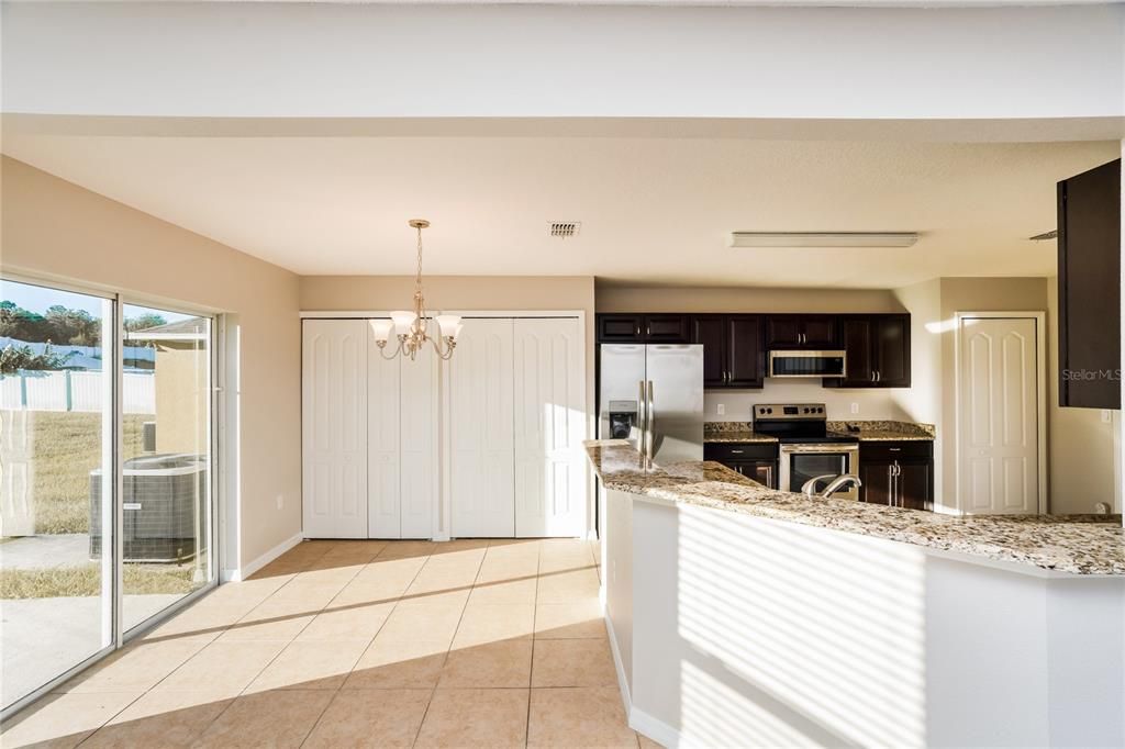 For Sale: $335,000 (4 beds, 2 baths, 1962 Square Feet)