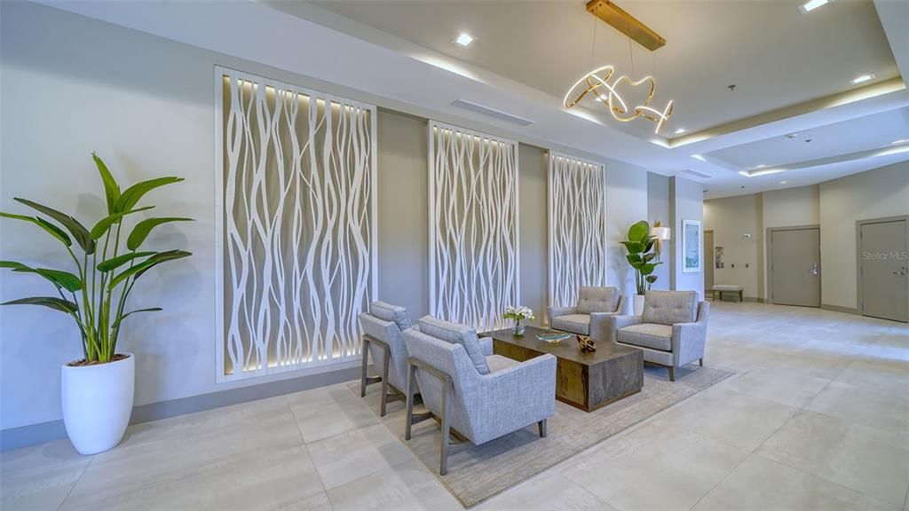 For Sale: $659,000 (2 beds, 2 baths, 1276 Square Feet)