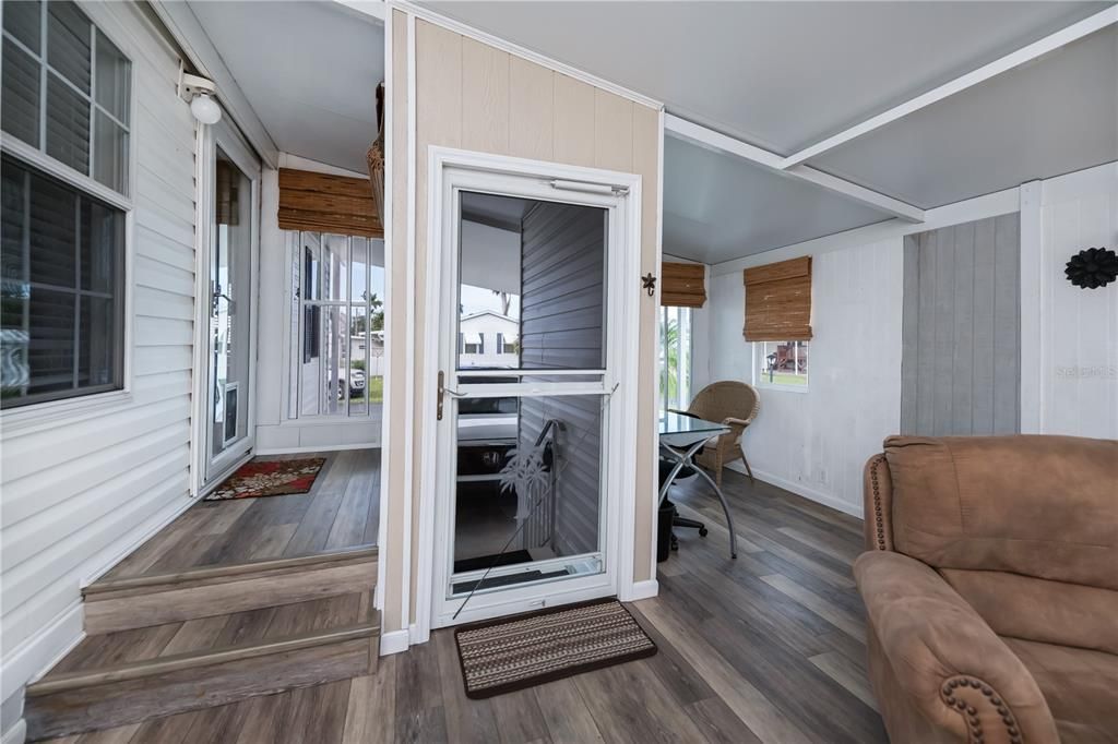 На продажу: $125,000 (2 спален, 2 ванн, 896 Квадратных фут)