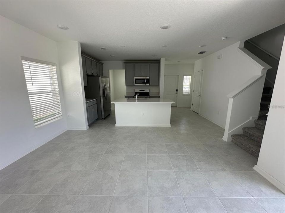 For Sale: $470,000 (3 beds, 2 baths, 1787 Square Feet)