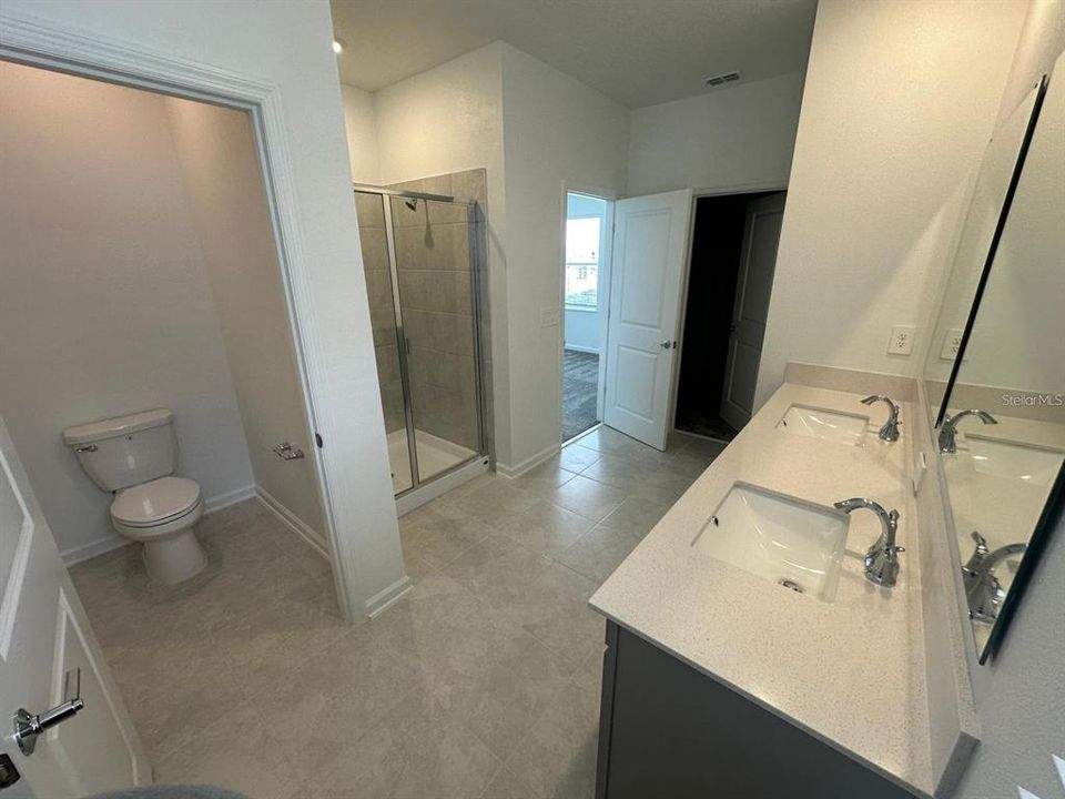 For Sale: $470,000 (3 beds, 2 baths, 1787 Square Feet)