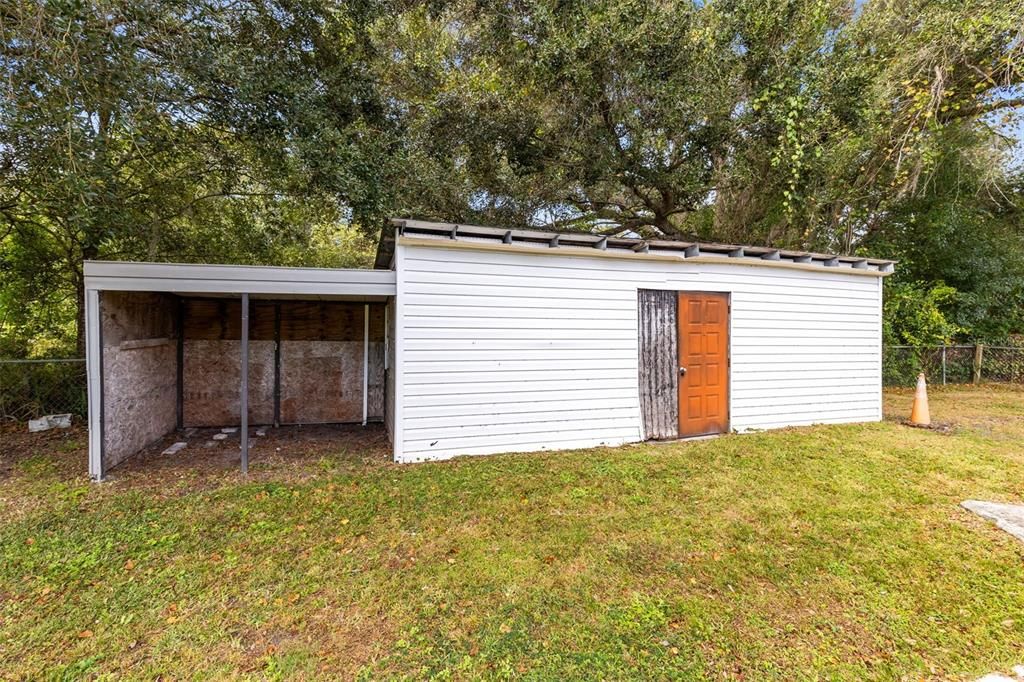 For Sale: $190,000 (2 beds, 2 baths, 1104 Square Feet)