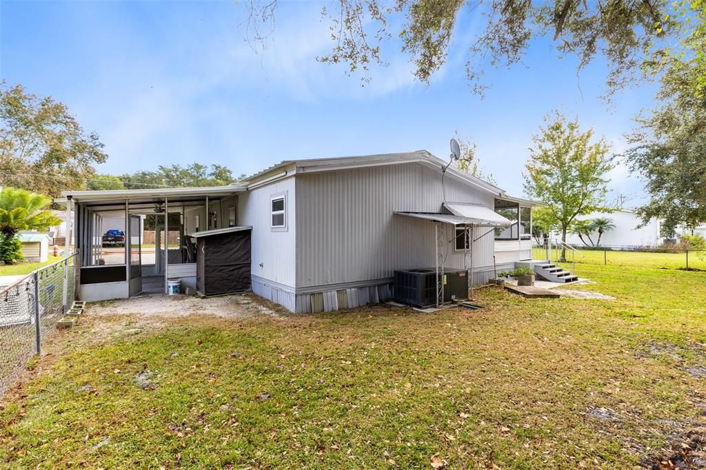 For Sale: $190,000 (2 beds, 2 baths, 1104 Square Feet)