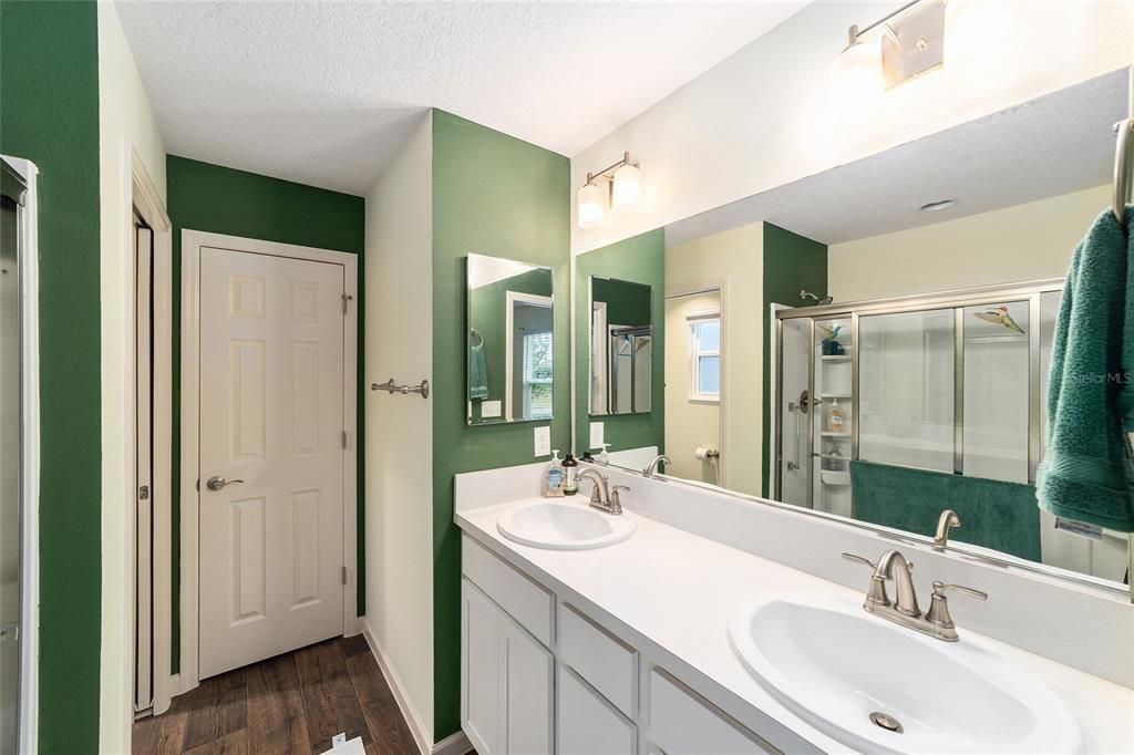 En Venta: $314,900 (2 camas, 2 baños, 1266 Pies cuadrados)