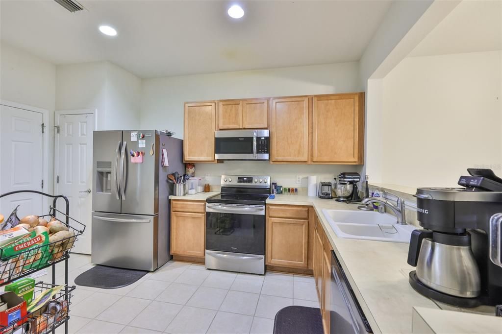 待售: $264,500 (3 贝兹, 2 浴室, 1622 平方英尺)