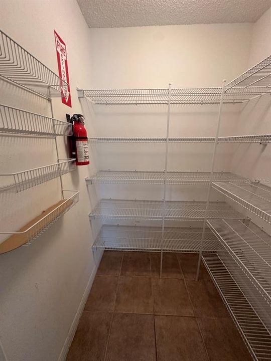 出租: $2,500 (3 贝兹, 2 浴室, 2691 平方英尺)