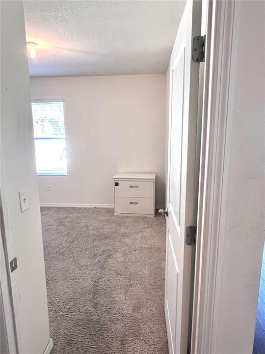 待售: $315,900 (5 贝兹, 3 浴室, 2674 平方英尺)