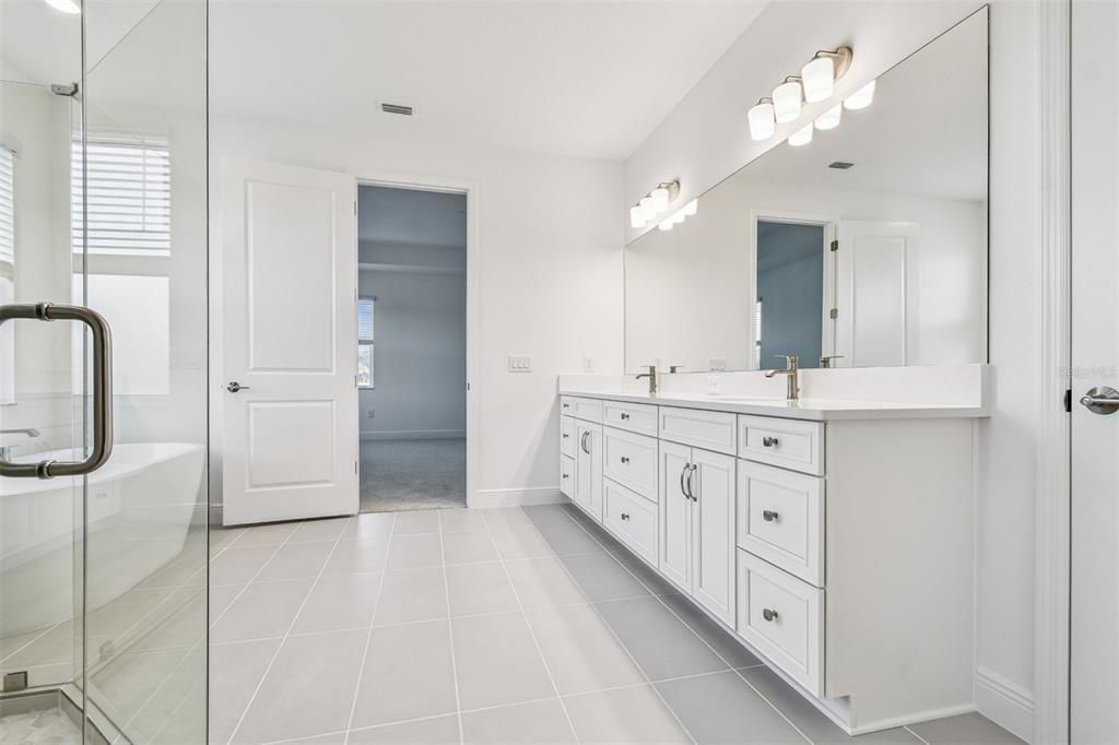 For Sale: $945,799 (4 beds, 3 baths, 3651 Square Feet)