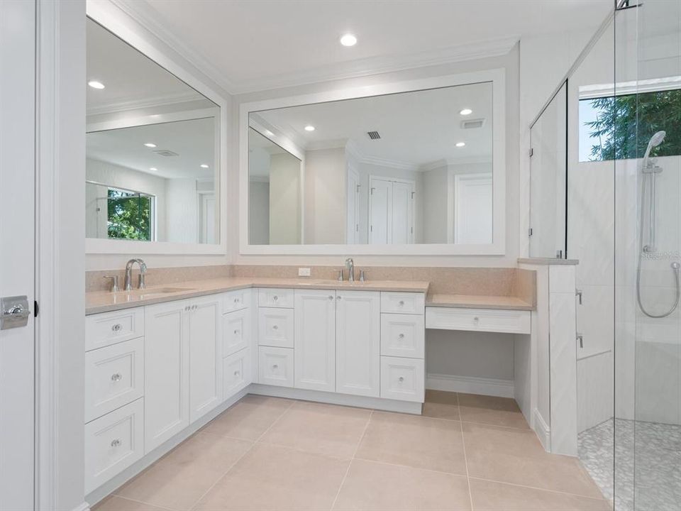 待售: $2,688,750 (4 贝兹, 4 浴室, 3292 平方英尺)