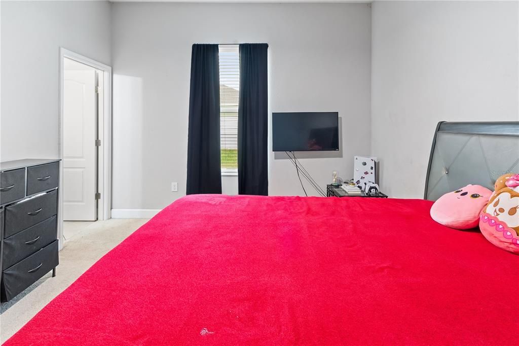 En Venta: $479,900 (4 camas, 3 baños, 2697 Pies cuadrados)