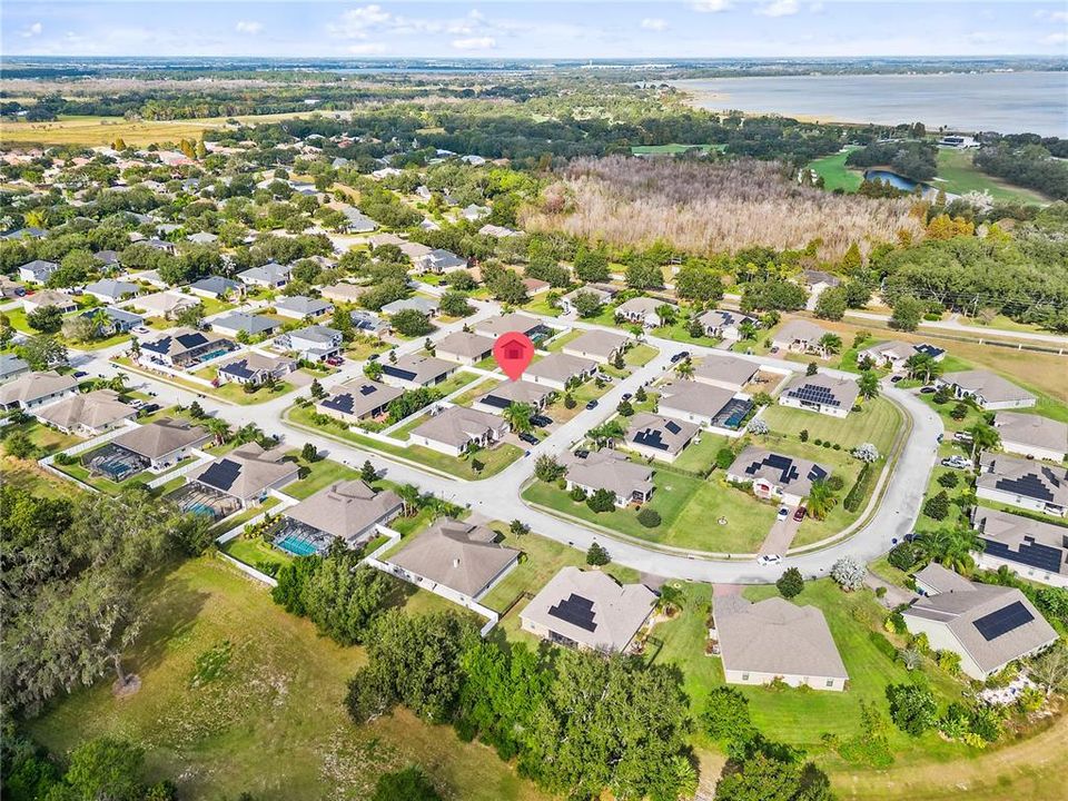 En Venta: $479,900 (4 camas, 3 baños, 2697 Pies cuadrados)