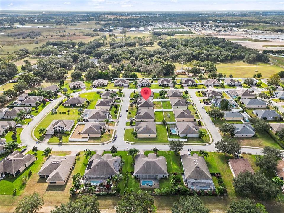 En Venta: $479,900 (4 camas, 3 baños, 2697 Pies cuadrados)