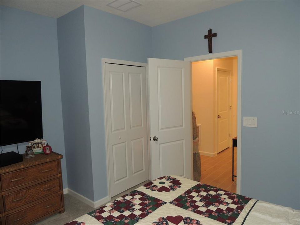 For Sale: $355,000 (4 beds, 3 baths, 2027 Square Feet)