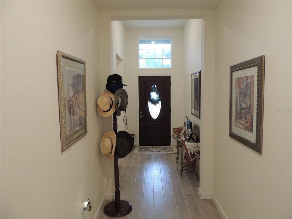 For Sale: $355,000 (4 beds, 3 baths, 2027 Square Feet)