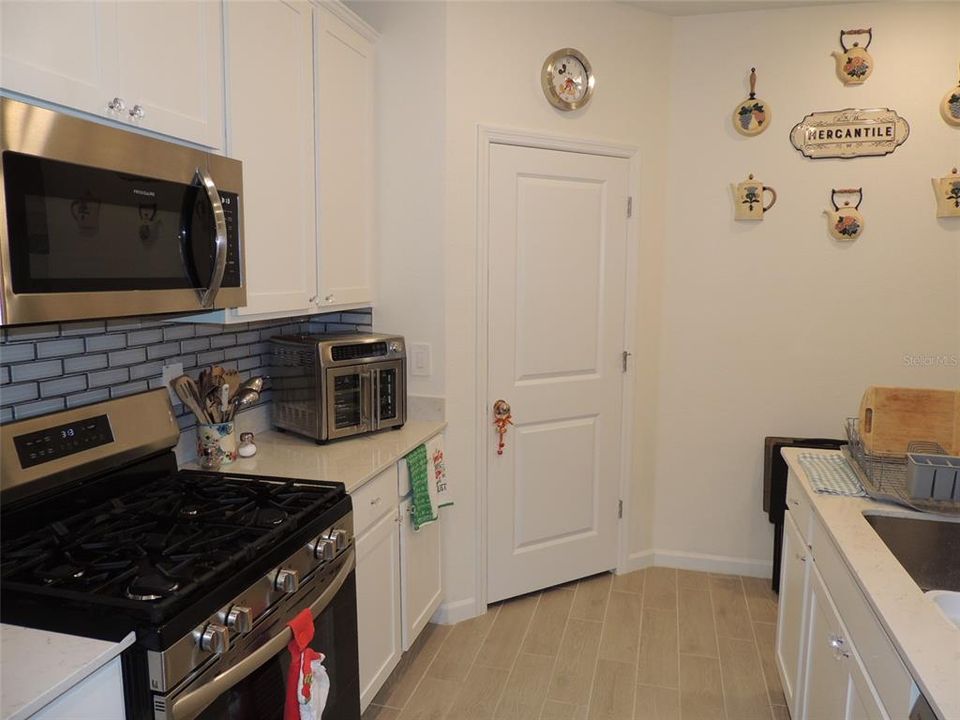 For Sale: $355,000 (4 beds, 3 baths, 2027 Square Feet)